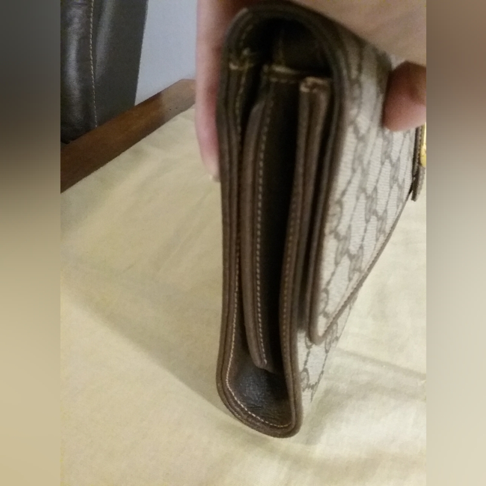 Authentic Gucci Vintage Purse - Picture 6 of 9